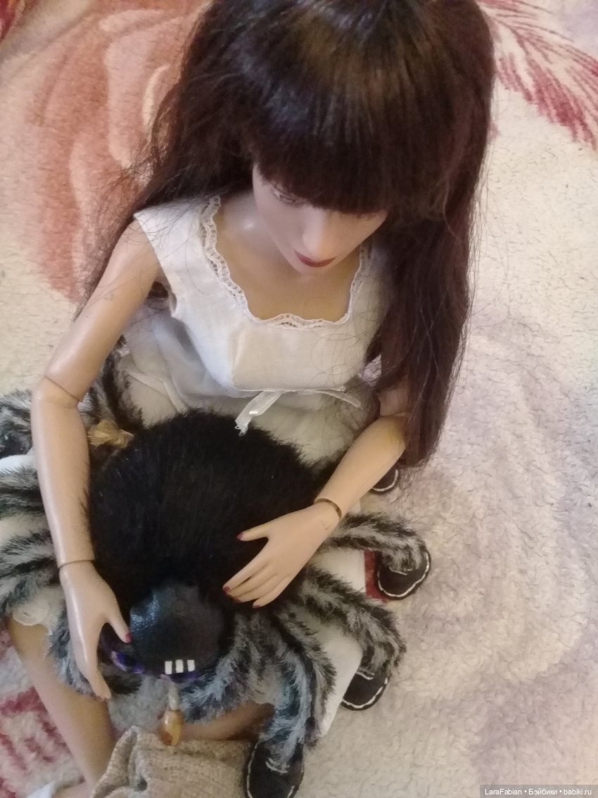 Жил на свете паук Иннокентий