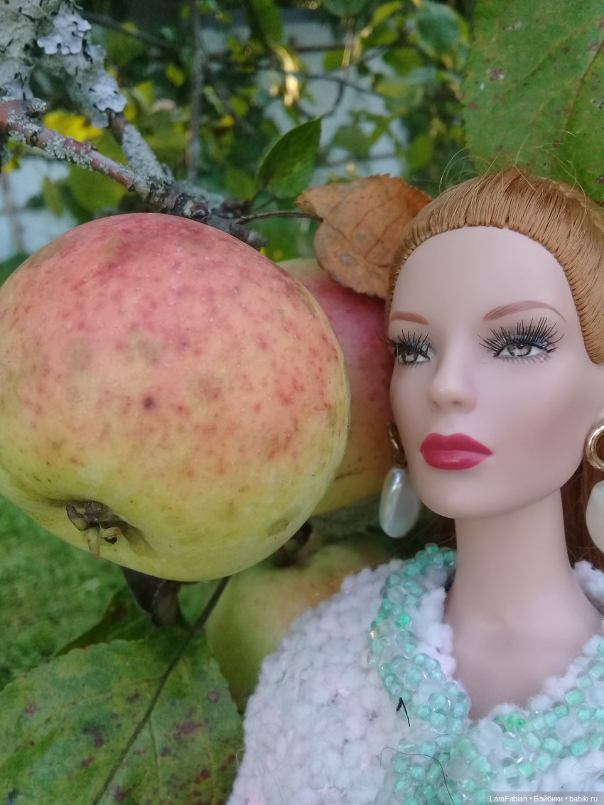 В осеннем саду — Фэшн