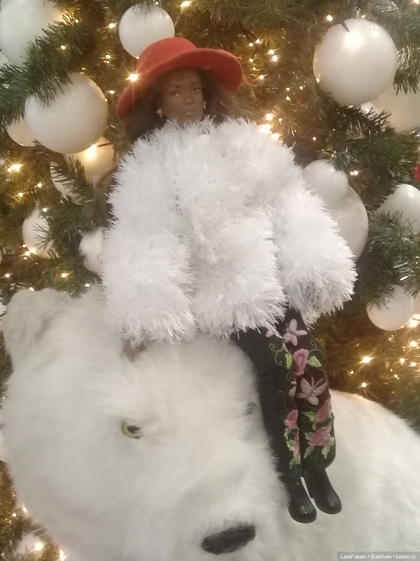 Парад елок в ГУМе или юбилейный 200-ый топик