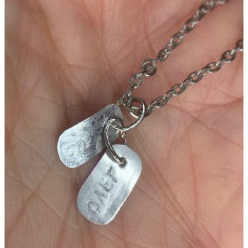 Как легко сделать армейские жетоны для Кена