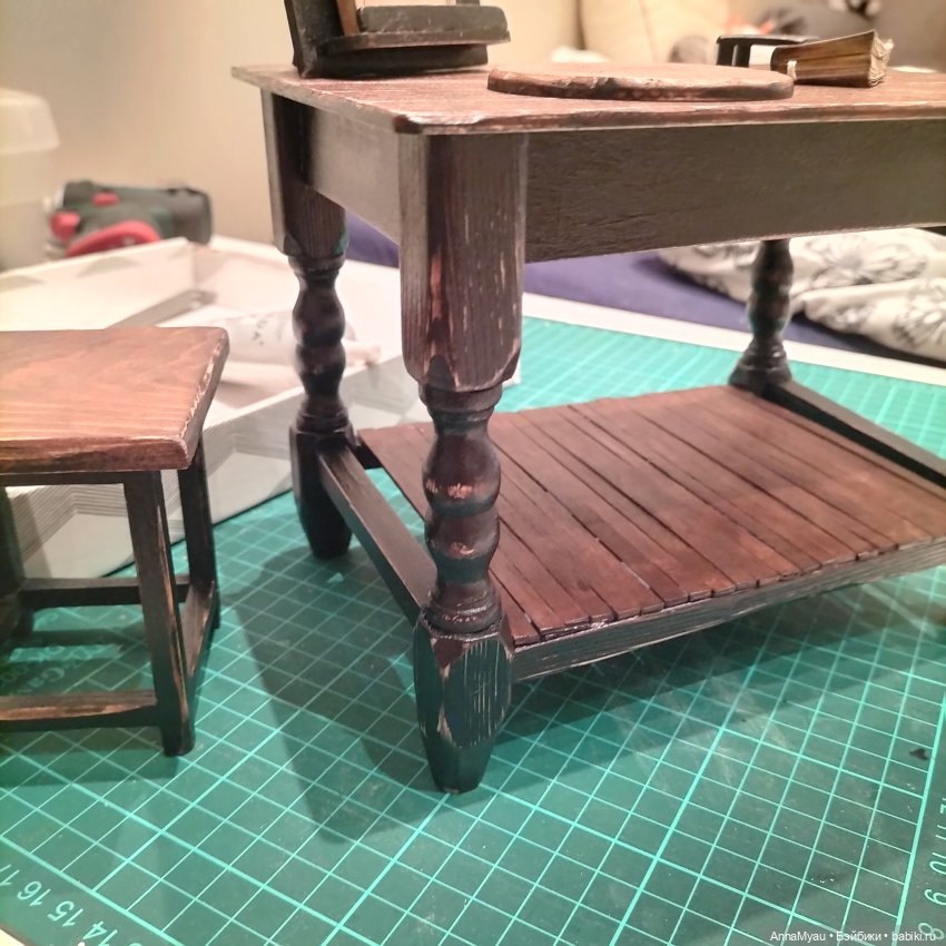 Стол для зельевара в стиле фермхаус