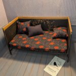 Диван - софа с авторской росписью