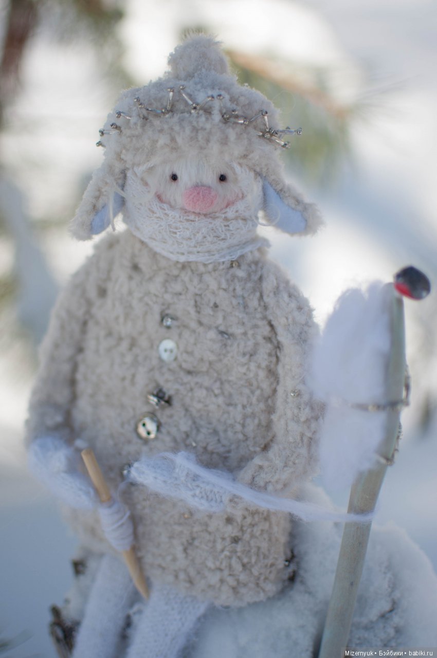 У леса на опушке — Авторские игрушки из разных материалов: синельная проволока (фото 5)