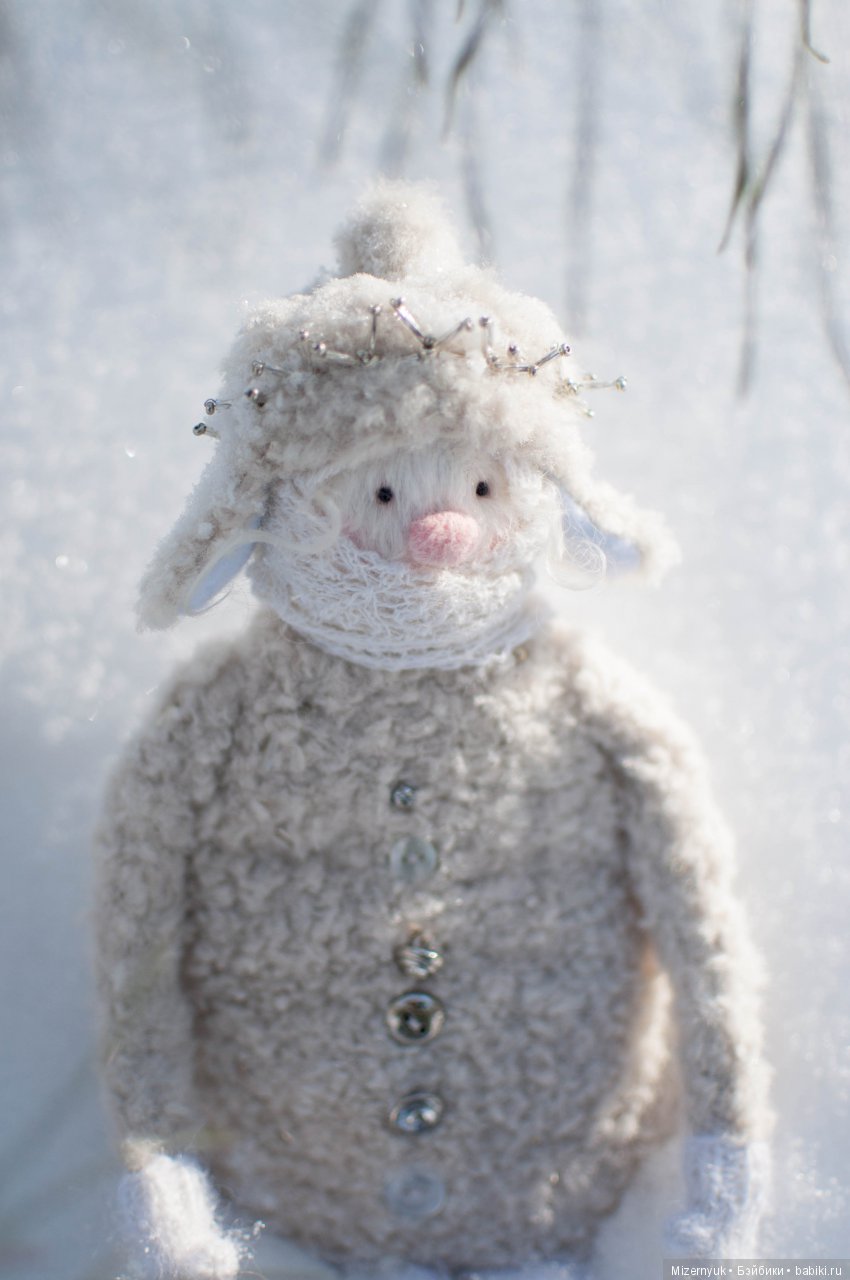 У леса на опушке — Авторские игрушки из разных материалов: синельная проволока (фото 4)