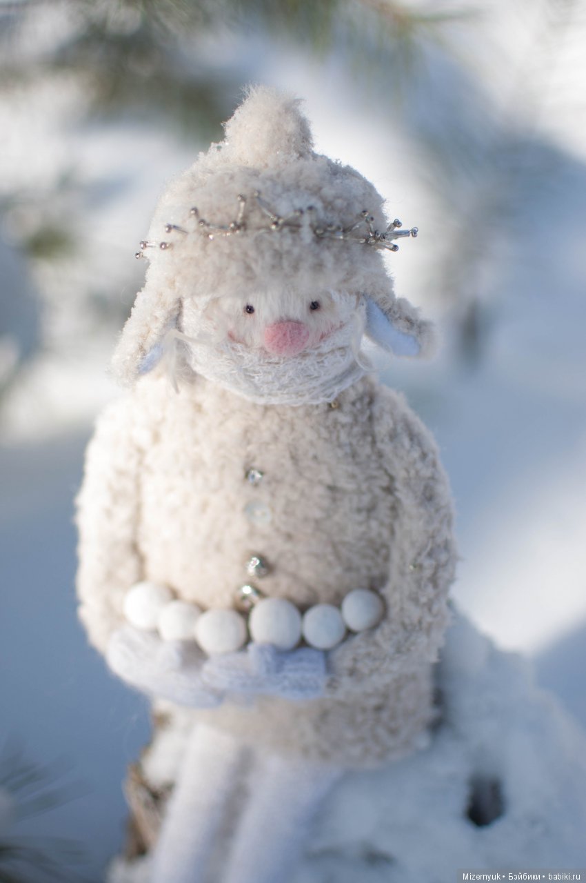 У леса на опушке — Авторские игрушки из разных материалов: синельная проволока (фото 6)