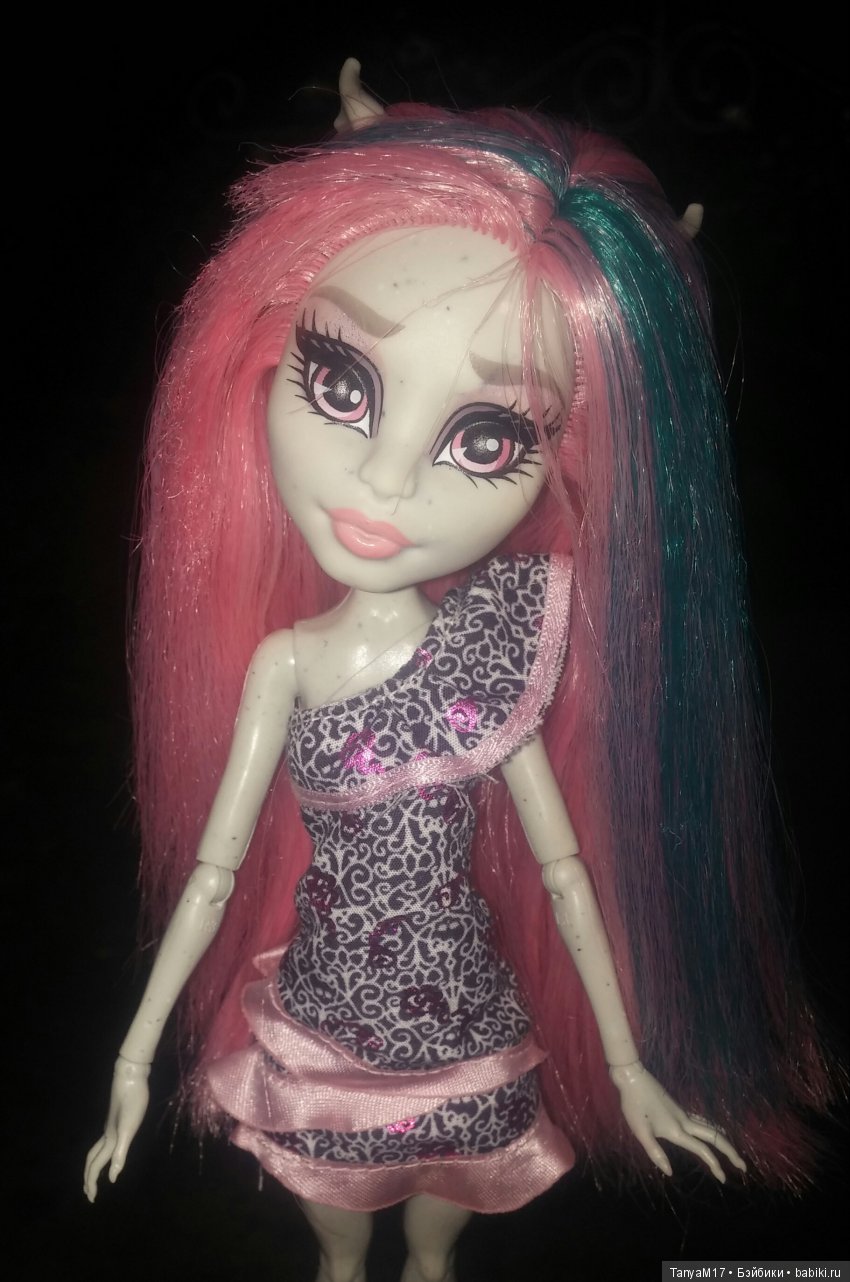 Грустная горгулья. Потому что, есть из-за чего грустить(