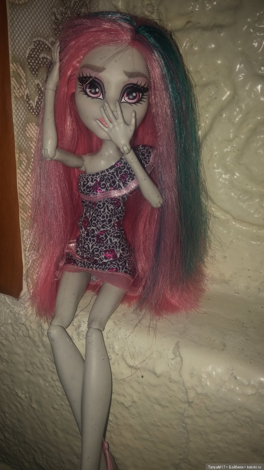 Грустная горгулья. Потому что, есть из-за чего грустить( (фото 4)