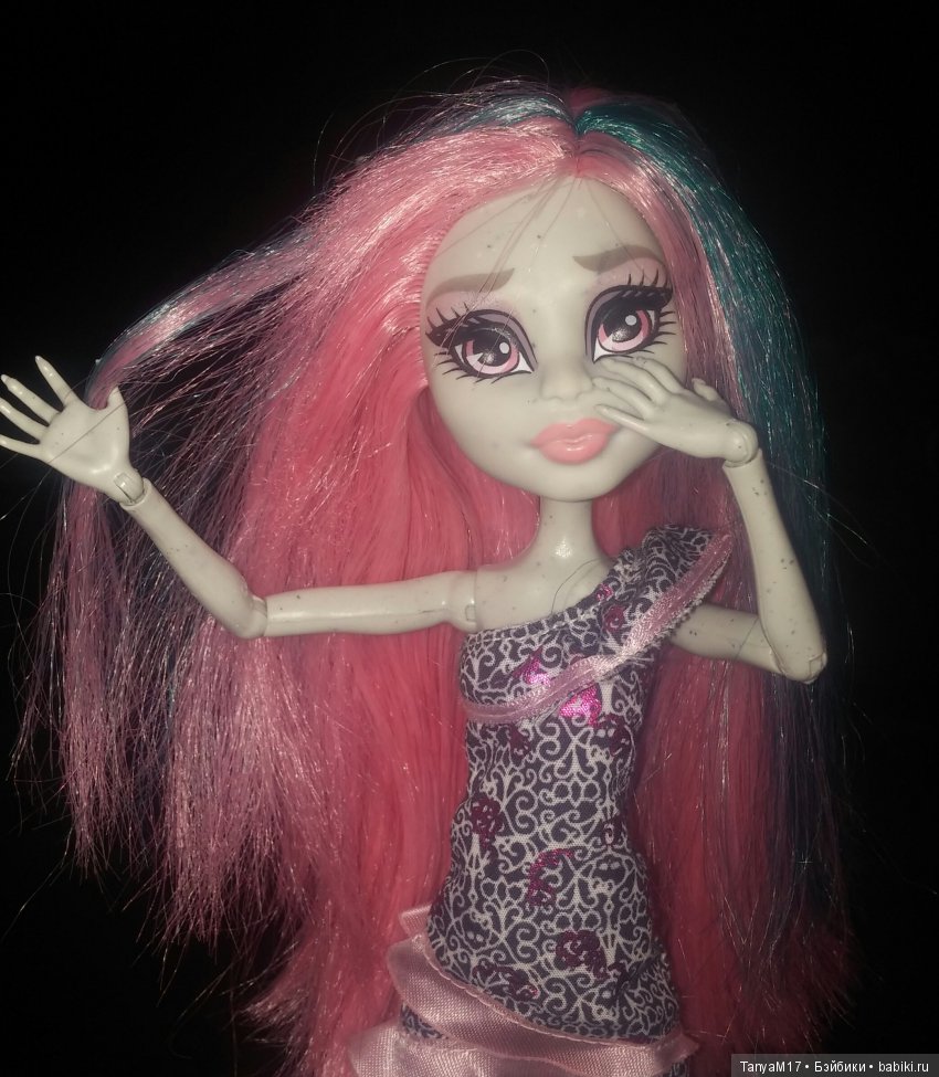 Грустная горгулья. Потому что, есть из-за чего грустить( (фото 7)