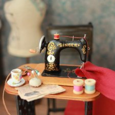 Зингер в формате 1/6