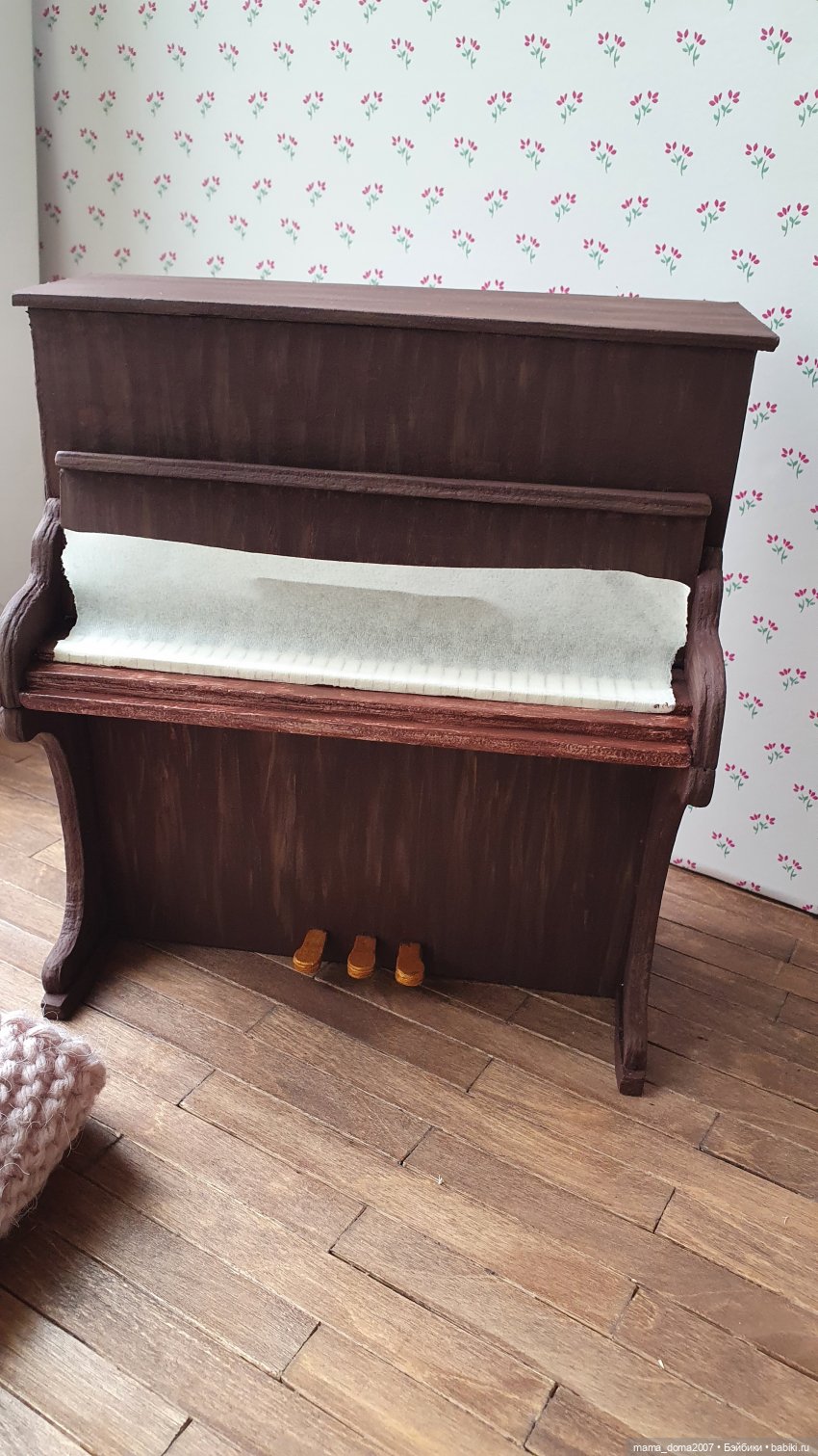 Красный октябрь в формате 1/6