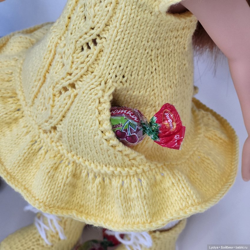 Paola Reina Паола Рейна одежда для кукол паола рейна paola reina clothes Оля Плетнева одежда для кукол вязание для кукол МК мастер классы Авторские МК Оли Плетневой мк для кукол сп для кукол совместный проект по вязанию вяжу куклам вяжем куклам спицами Кристи Клеопатра для паолок платье с карманами вязание кармана прорезной карман косынка ботинки обувь вязаная для кукол