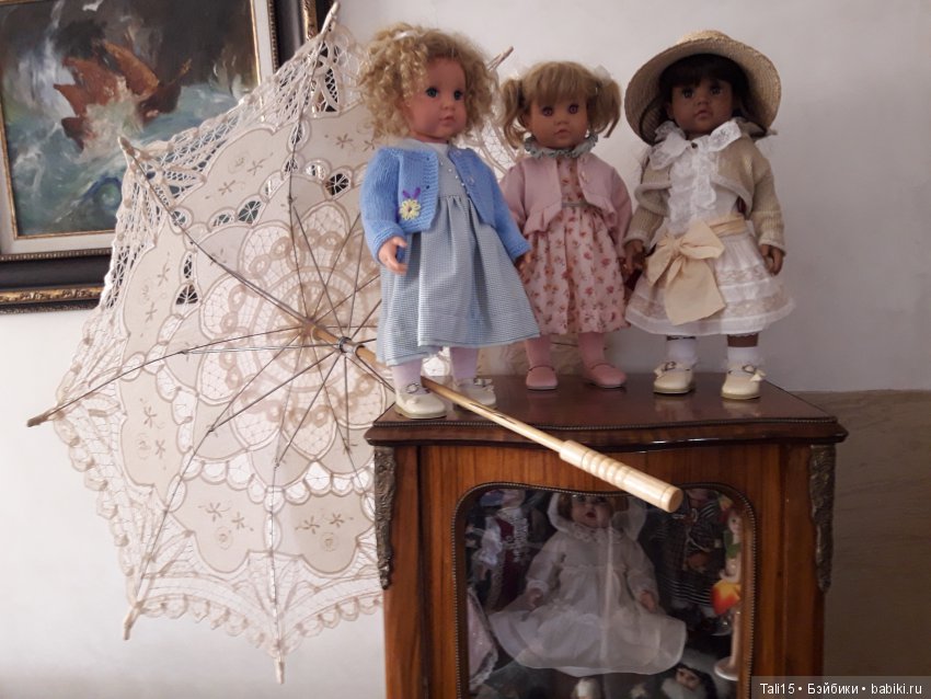 Приглашаю Вас ,дорогие в своё жилище ,в котором кружево,лен  и...но об остальном потом.И так :КРУЖЕВА И женское счастье