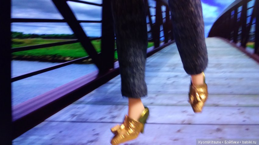 Кисточки на туфельках — Фэшн (фото 2)