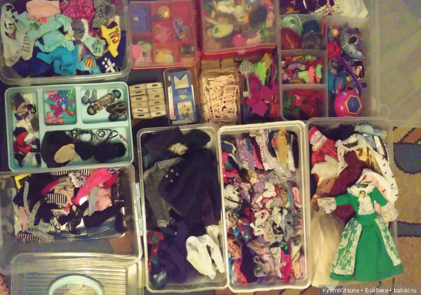 Куклополки номер раз — Домашние коллекции кукол: фото собраний (фото 2)