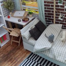 А вы поедете на... выставку?