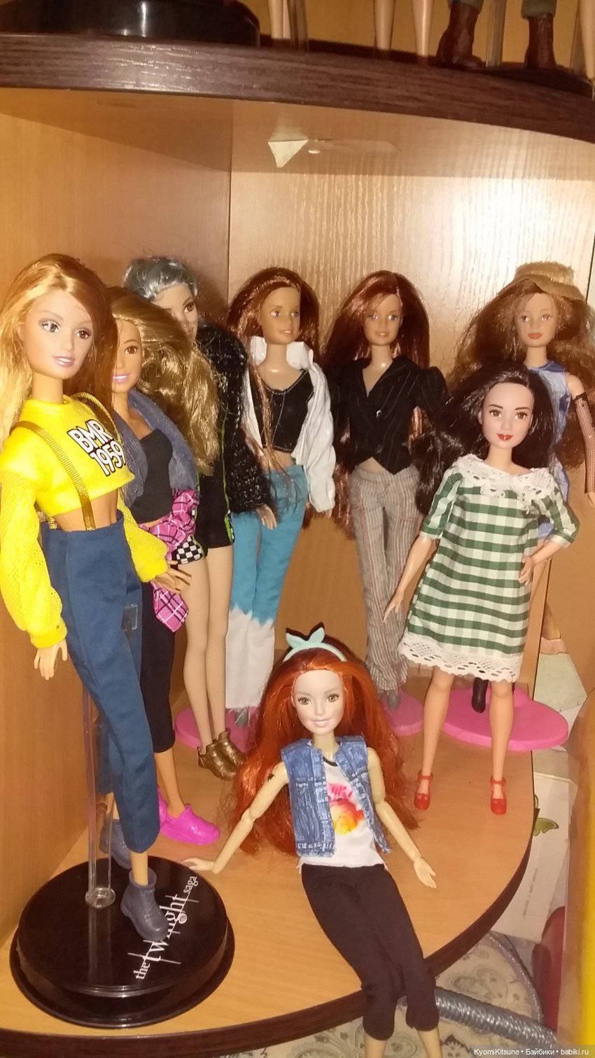 Полки, часть вторая | Бэйбики Полки, часть вторая — Домашние коллекции кукол: фото собраний (фото 10)