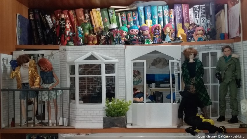 Полки, часть вторая | Бэйбики Полки, часть вторая — Домашние коллекции кукол: фото собраний