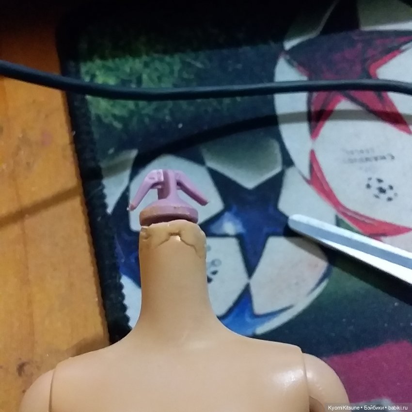 Починка трещин на шее с якорем. Мк "Миссис Бэйбики"