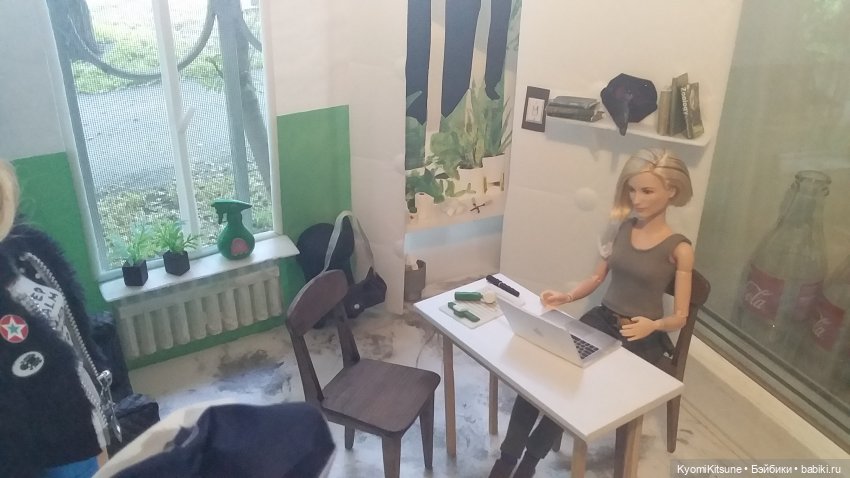 Починка трещин на шее с якорем. Мк "Миссис Бэйбики"