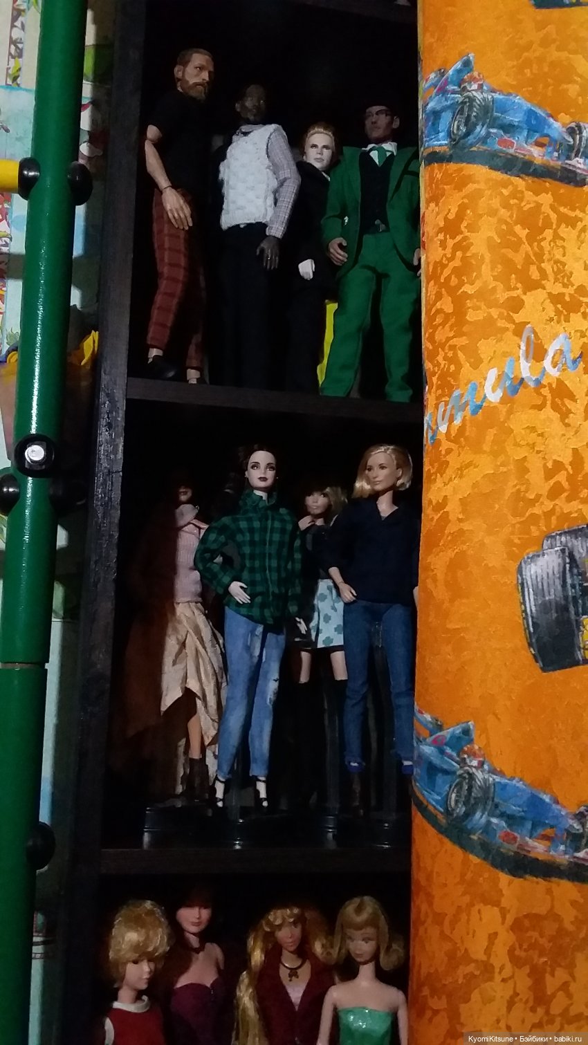 Мастерская roomtoure — Хранение кукол и материалов: организация рабочего места