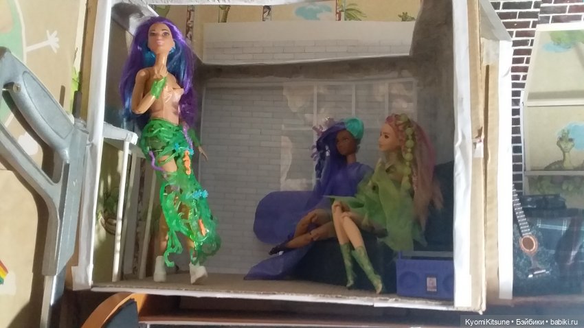 Мастерская roomtoure — Хранение кукол и материалов: организация рабочего места