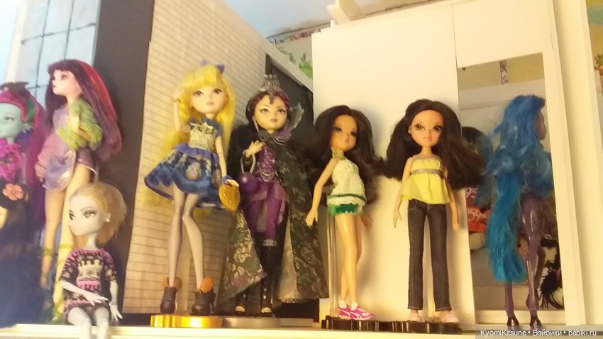 Мастерская roomtoure — Хранение кукол и материалов: организация рабочего места