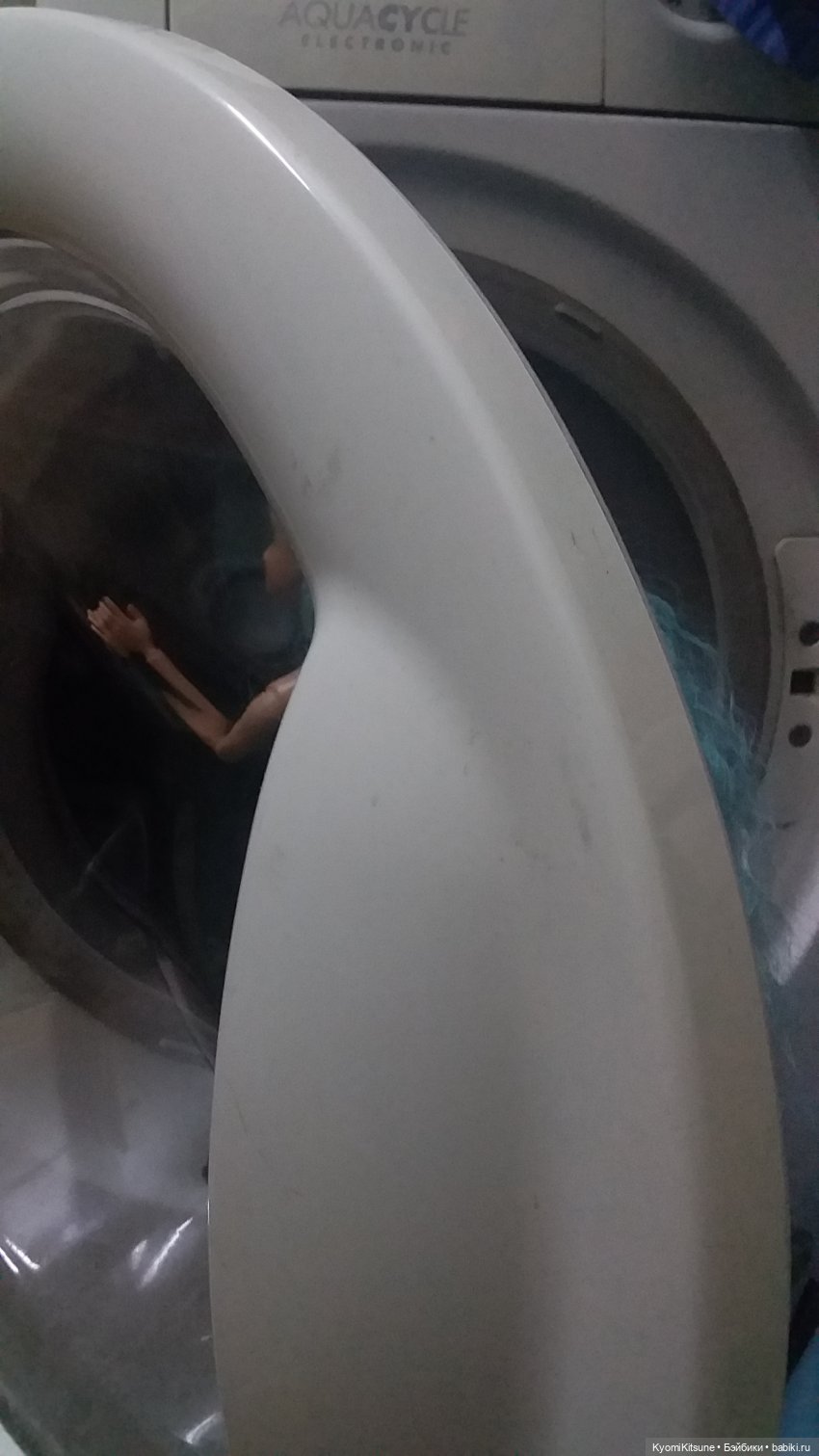 Мисс вселенная с зелено-венерианскими глазами