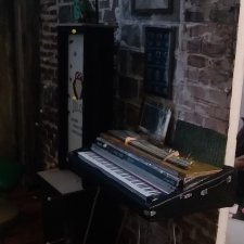 Мебельные страдания 3: превращение в ворчливую бабку