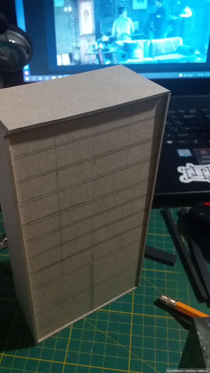 Мебельные страдания 3: превращение в ворчливую бабку