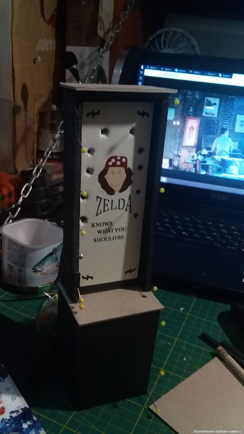 Мебельные страдания 3: превращение в ворчливую бабку