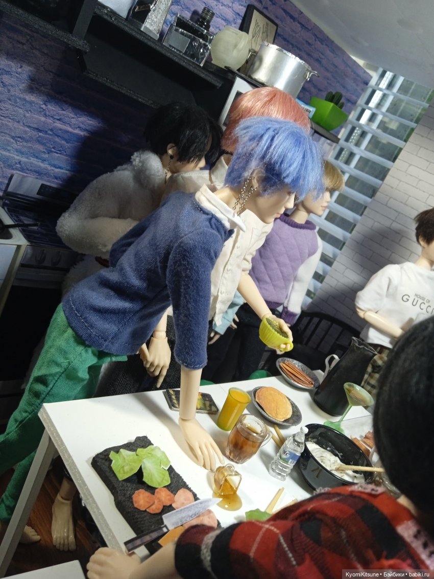 Здрасте, я ваш менеджер — Кукольные фотоистории и сериалы: комиксы (фото 8)