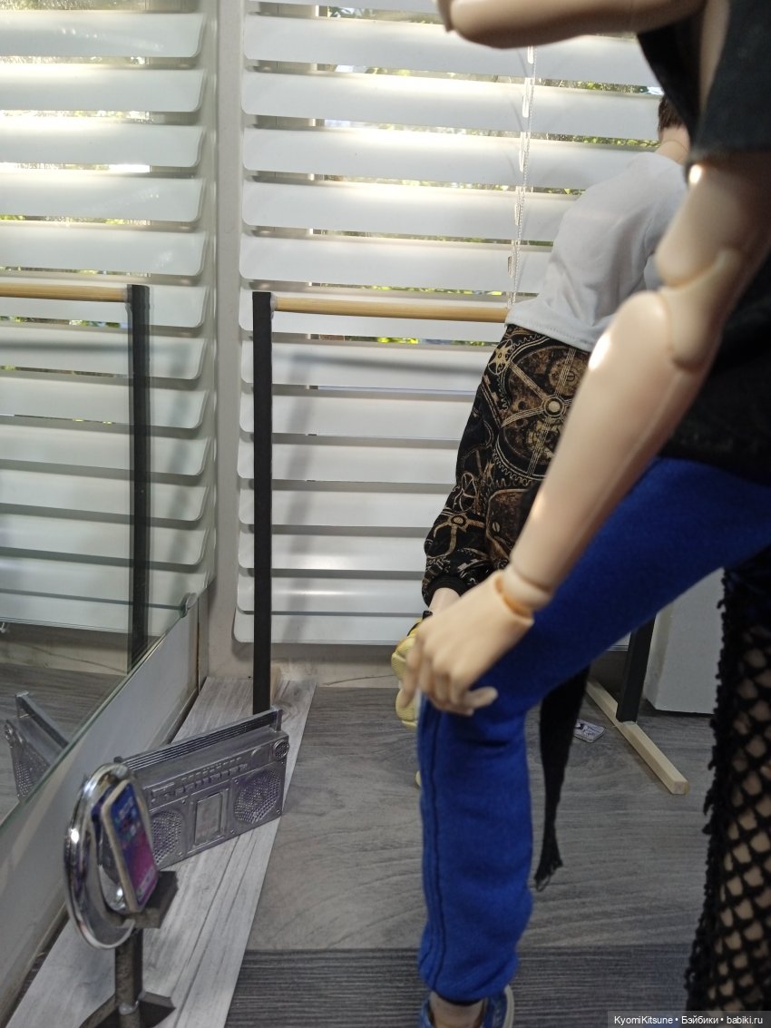 Укрощение строптивых — Кукольные фотоистории и сериалы: комиксы