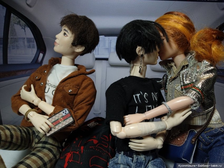 Здрасте, я ваш менеджер — Кукольные фотоистории и сериалы: комиксы