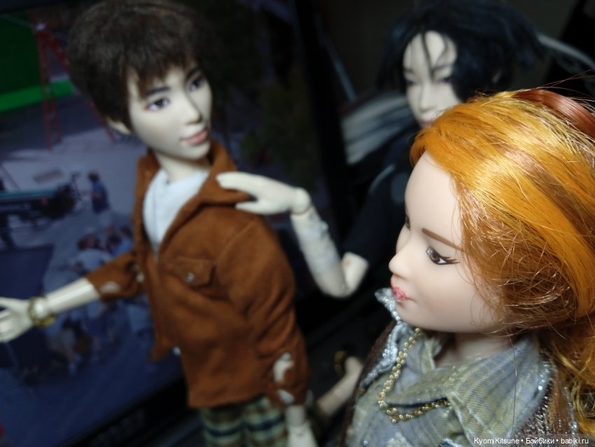 Здрасте, я ваш менеджер — Кукольные фотоистории и сериалы: комиксы