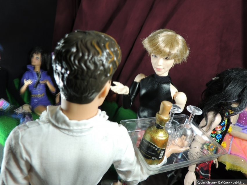 Заманаевы заманали фуршет или как Флюориты ходили на церемонию закрытия (фото 10)