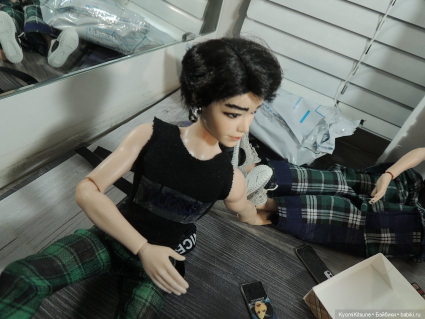 Хëнжи, прынц Чосонский, или общага разбирает подарки с августфеста (фото 10)