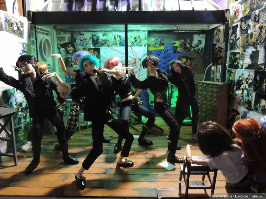 Хроники великолепной восьмёрки. Первое выступление Fluorite