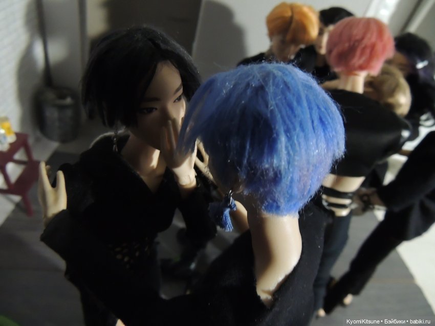 Хроники великолепной восьмёрки. Первое выступление Fluorite