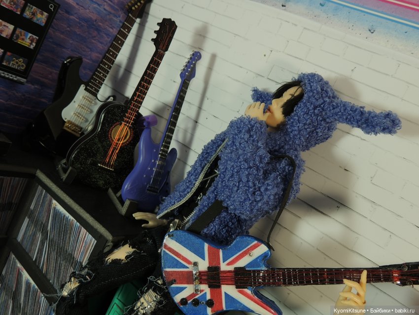 Юэн в Корее пишет домой или картина художника Хюэнжи | Бэйбики Юэн в Корее пишет домой или картина художника Хюэнжи