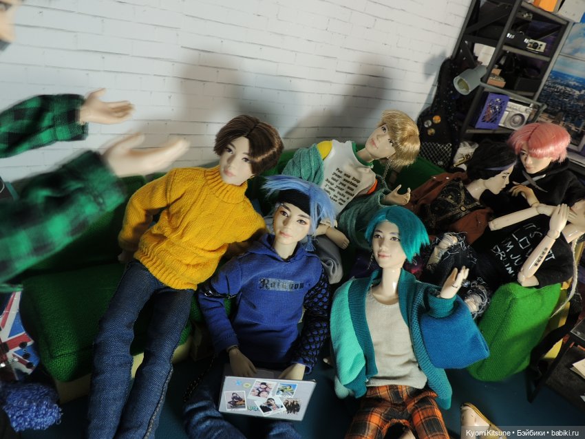 Юэн в Корее пишет домой или картина художника Хюэнжи | Бэйбики Юэн в Корее пишет домой или картина художника Хюэнжи