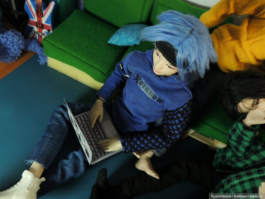 Юэн в Корее пишет домой или картина художника Хюэнжи | Бэйбики Юэн в Корее пишет домой или картина художника Хюэнжи