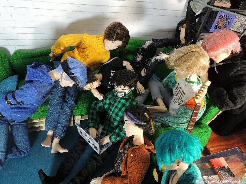 Юэн в Корее пишет домой или картина художника Хюэнжи | Бэйбики Юэн в Корее пишет домой или картина художника Хюэнжи