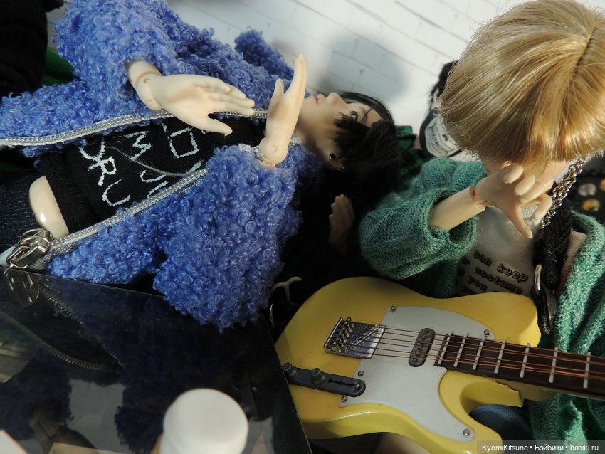 Юэн в Корее пишет домой или картина художника Хюэнжи | Бэйбики Юэн в Корее пишет домой или картина художника Хюэнжи