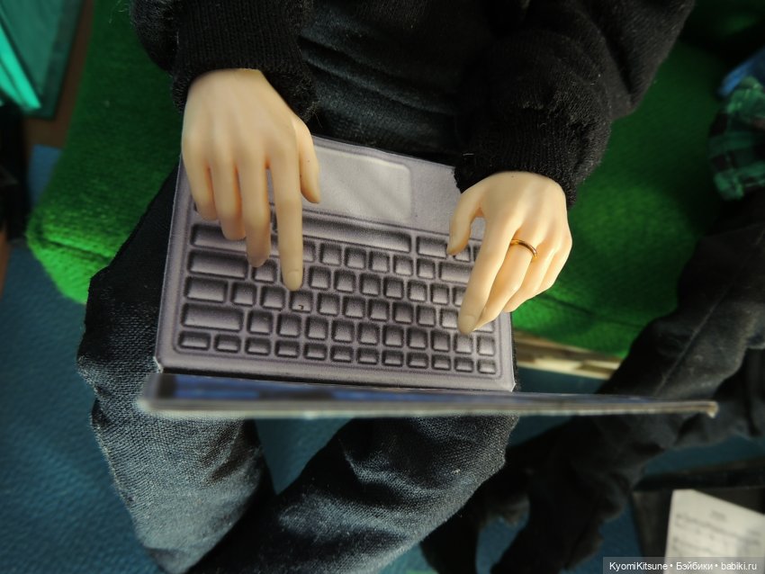 Юэн в Корее пишет домой или картина художника Хюэнжи | Бэйбики Юэн в Корее пишет домой или картина художника Хюэнжи