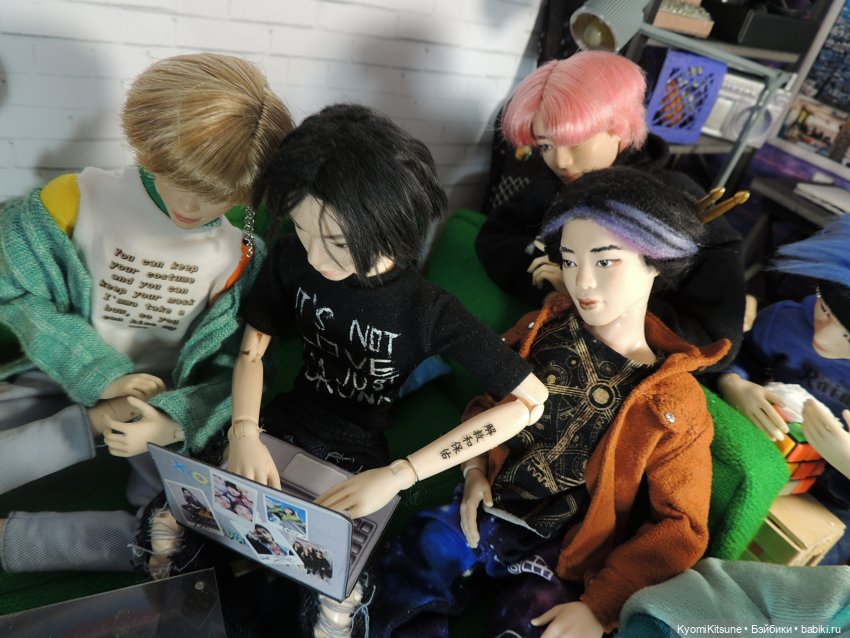 Юэн в Корее пишет домой или картина художника Хюэнжи | Бэйбики Юэн в Корее пишет домой или картина художника Хюэнжи