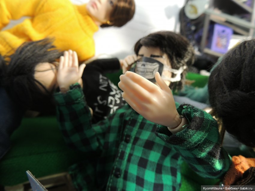 Юэн в Корее пишет домой или картина художника Хюэнжи | Бэйбики Юэн в Корее пишет домой или картина художника Хюэнжи