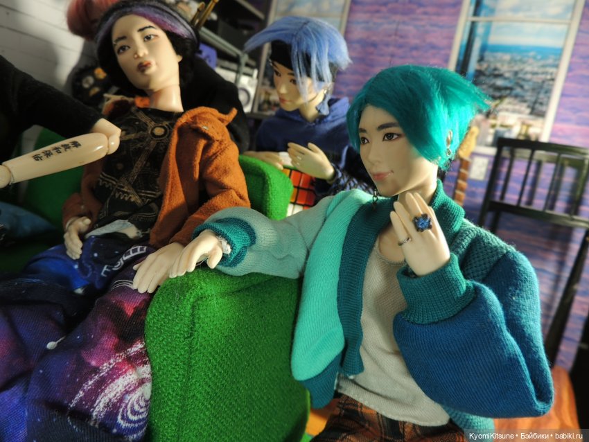 Юэн в Корее пишет домой или картина художника Хюэнжи | Бэйбики Юэн в Корее пишет домой или картина художника Хюэнжи