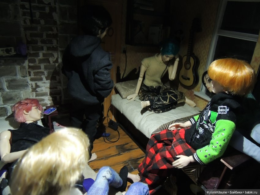 Камушки на травушке или как Флюориты пытались не поубивать друг друга | Бэйбики Камушки на травушке или как Флюориты пытались не поубивать друг друга