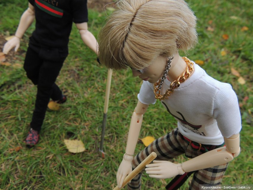 Гуччи бэнк, гуччи — Кукольные фотоистории и сериалы: комиксы