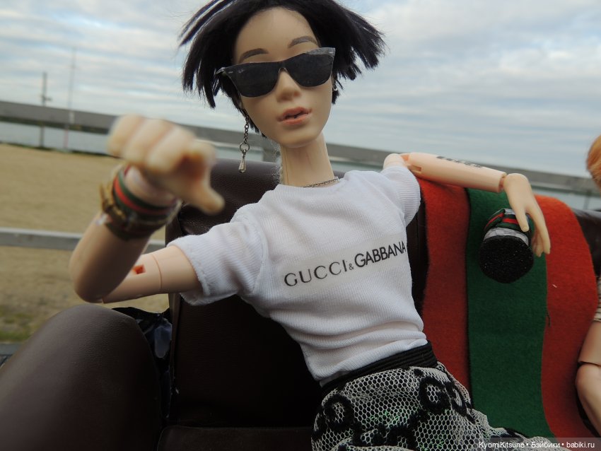 Гуччи бэнк, гуччи — Кукольные фотоистории и сериалы: комиксы